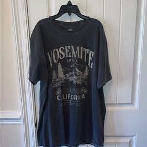 RSQ Yosemite Graphic Tee - Dark Gray